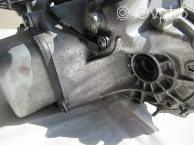 Peugeot 2008 II Manual 5 speed gearbox 20A705