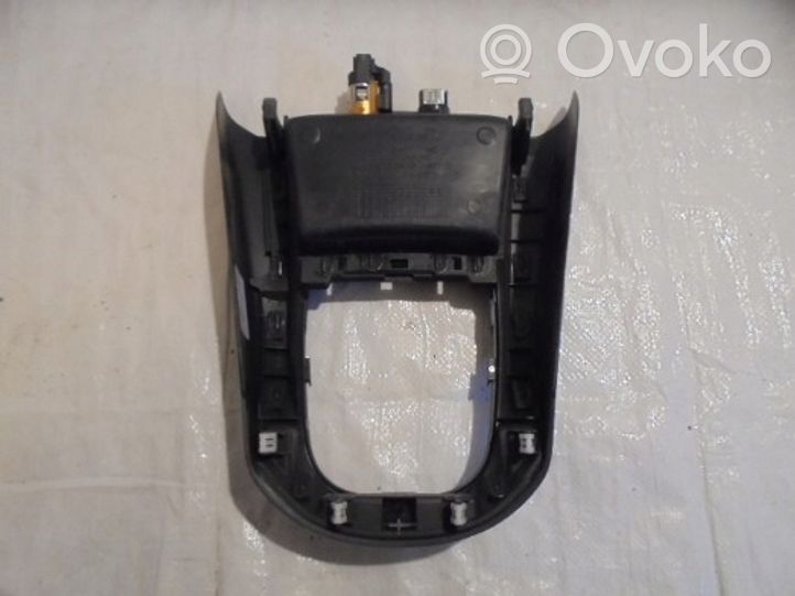 Citroen C4 II Ramka drążka zmiany biegów 9688975177