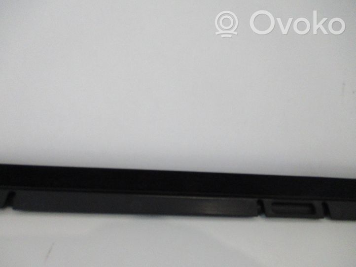 Citroen C4 III e-C4 Joint d'étanchéité en caoutchouc pour porte arrière 9830615780