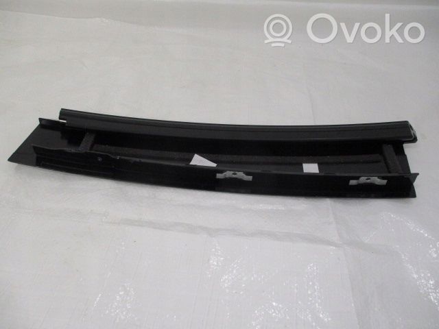 Peugeot 208 Moulure de porte arrière 9823231480 98232314XY