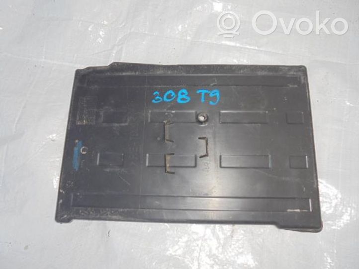 Citroen C4 III e-C4 Bandeja para la caja de la batería 9806108580