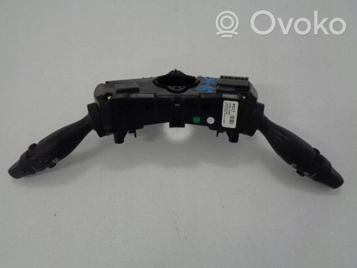 Hyundai i30 Leva/interruttore dell’indicatore di direzione e tergicristallo 93404-G4950