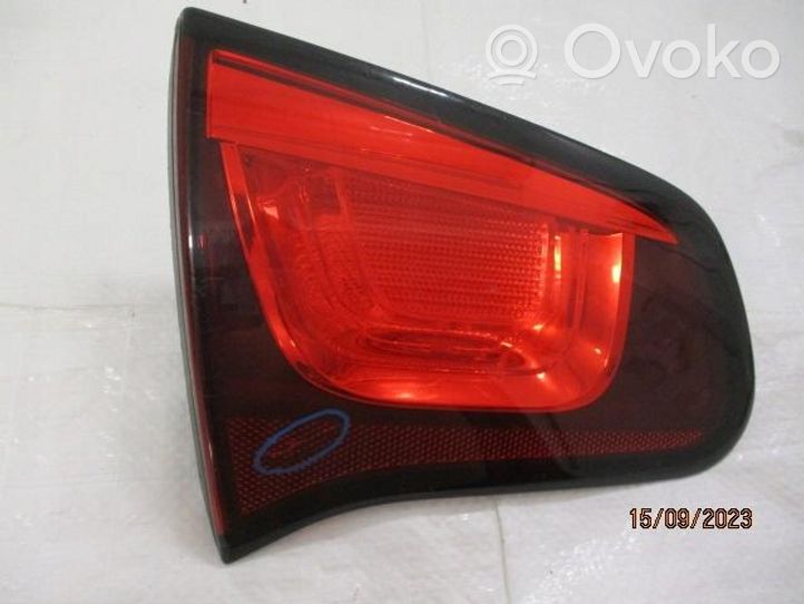 Citroen C3 Lampy tylnej klapy bagażnika 9685225580