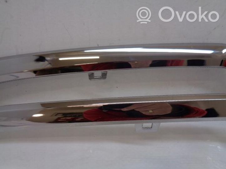 Citroen C4 III e-C4 Front bumper upper radiator grill 