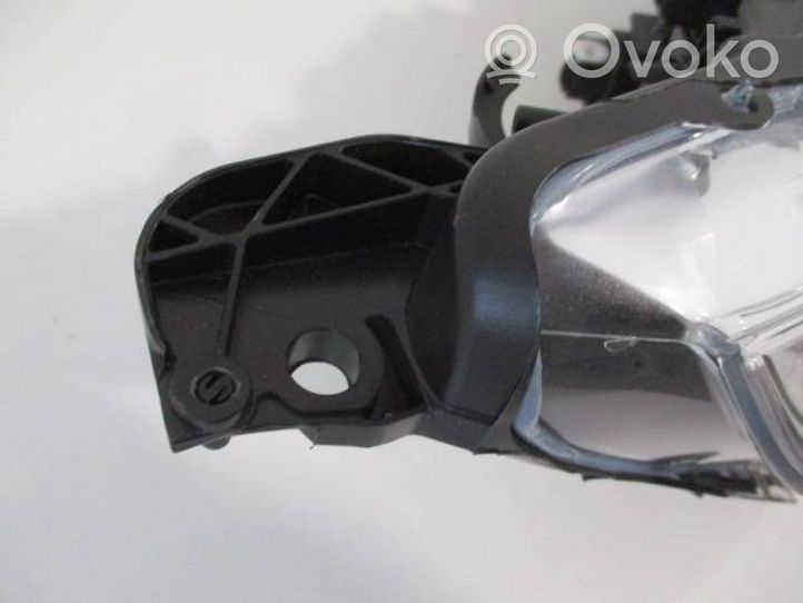 Citroen C4 II Lampa przednia 9687304480