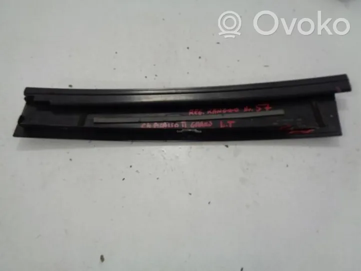 Citroen C4 II Picasso Takaoven lista (muoto) 9677080780