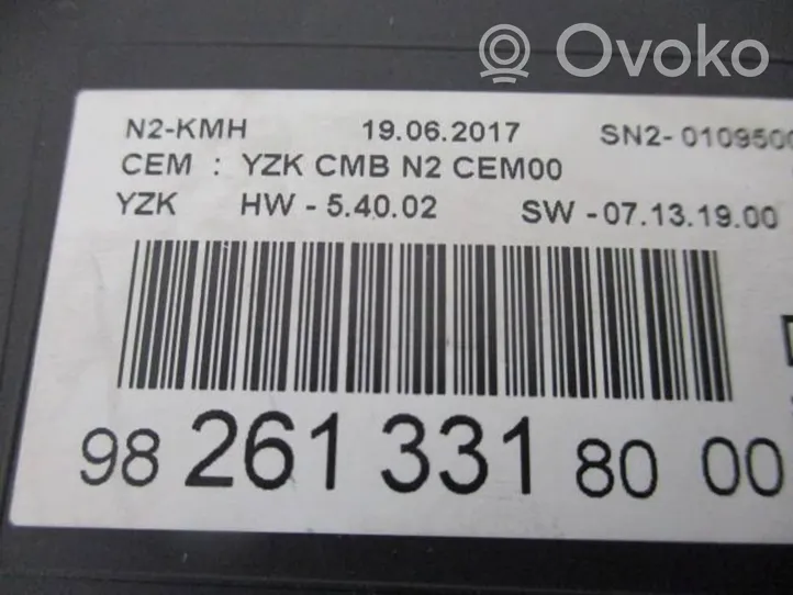 Opel Crossland X Licznik / Prędkościomierz 9826133180