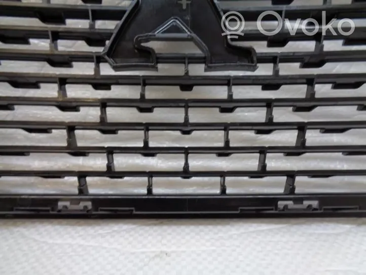 Peugeot 307 Grille calandre supérieure de pare-chocs avant 9826326680