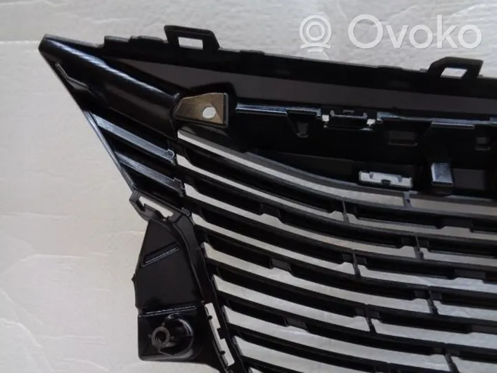 Peugeot 307 Grille calandre supérieure de pare-chocs avant 9826326680