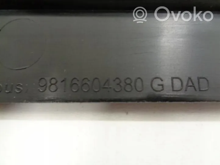 Opel Combo A Rivestimento del tergicristallo 9816604380