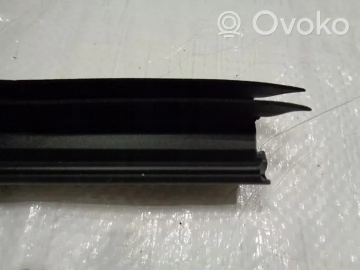 Opel Zafira Life Moulures des vitres de la porte avant 9808655880