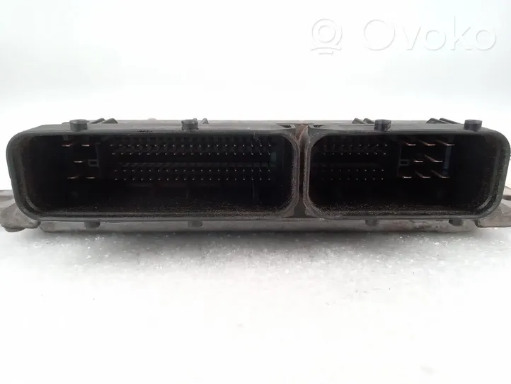 Nissan Micra Sterownik / Moduł ECU MEC37350