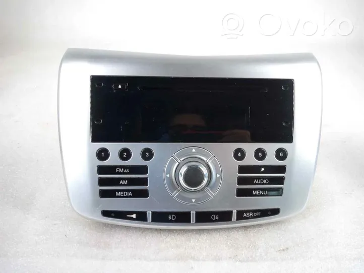 Lancia Delta Panel / Radioodtwarzacz CD/DVD/GPS 7354896780