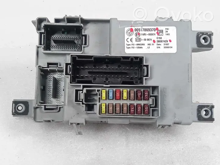 Fiat 500 Module de fusibles 00517869370