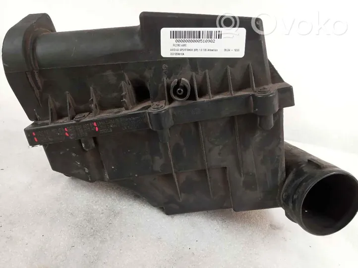 Audi A3 S3 8L Boîtier de filtre à air 3C0129601CA