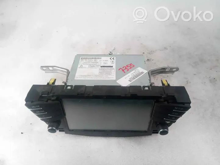 Toyota Avensis T270 Panel / Radioodtwarzacz CD/DVD/GPS 8614005200