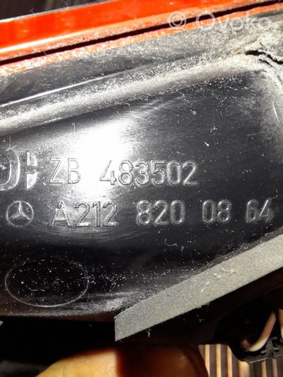 Mercedes-Benz E AMG W212 Rückleuchte Heckleuchte innen A2128200864