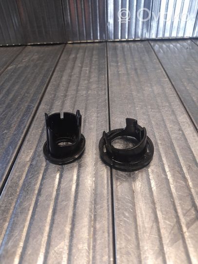 Volkswagen Tiguan Supporto posteriore per il sensore di parcheggio (PDC) 5N0919503F