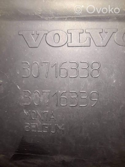 Volvo V50 Osłona chłodnicy 30716339