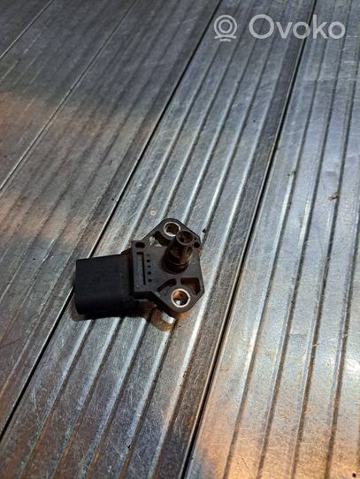 Volkswagen Lupo Air pressure sensor 0261230071