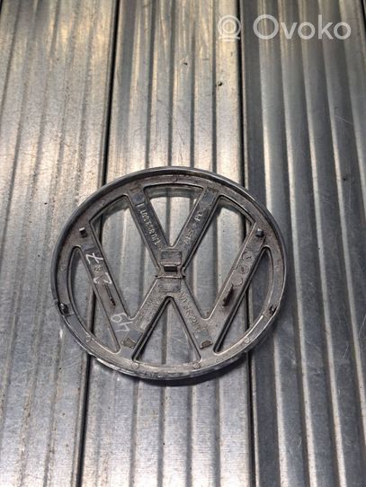 Volkswagen Golf IV Logo, emblème, badge 1j0853601A