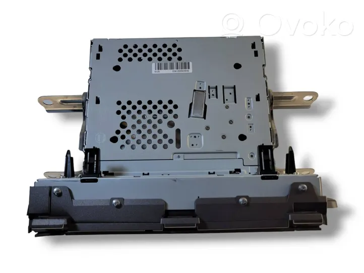 Toyota Prius (XW30) Panel / Radioodtwarzacz CD/DVD/GPS 8610047231