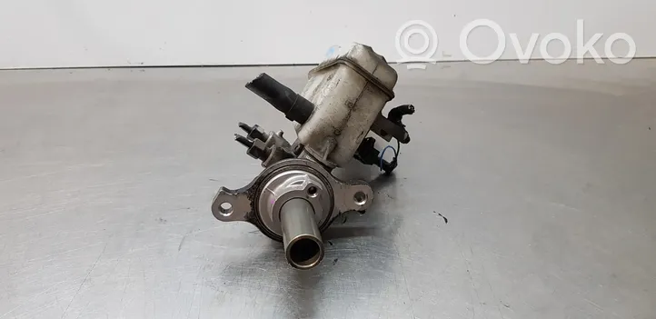 KIA Carens III Servo-frein 58510A4800