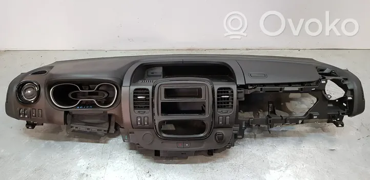 Fiat Talento Deska rozdzielcza 6000618024