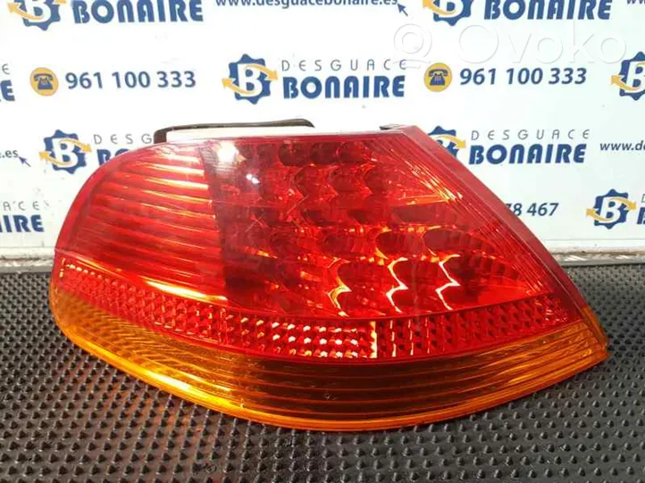 BMW 7 E65 E66 Lampada fanale posteriore 011237011238