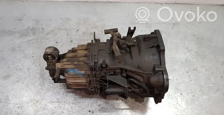 Renault Mascott Mechaninė 5 pavarų dėžė 5010639233