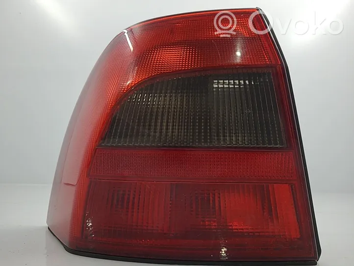 Opel Vectra B Lampa tylna 9119527