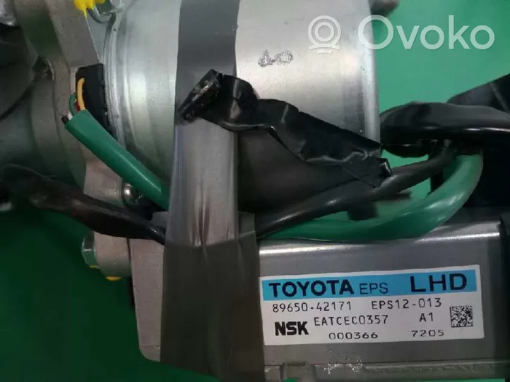 Toyota RAV 4 (XA40) Ohjauspyörän akseli 8965042171