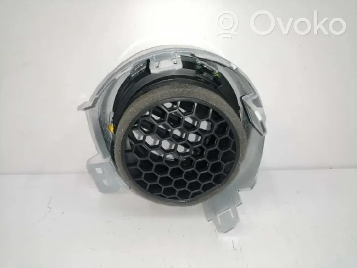 Nissan Micra K14 Griglia di ventilazione centrale cruscotto 687655FA0A