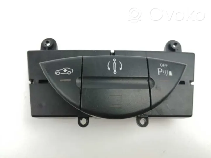 Mercedes-Benz CLS C219 Interrupteur / bouton multifonctionnel 2118217058