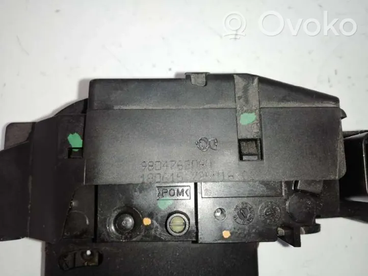 Citroen C4 II Picasso Zamek klapy tylnej bagażnika 9804762080