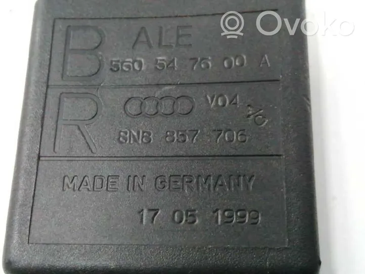 Audi TT Mk1 Pas bezpieczeństwa fotela przedniego 8N8857706