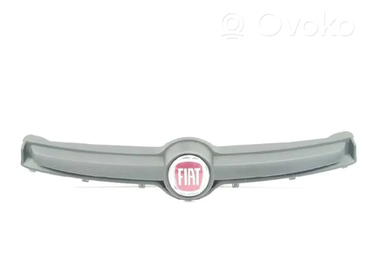 Fiat Panda III Grille de calandre avant 735520656