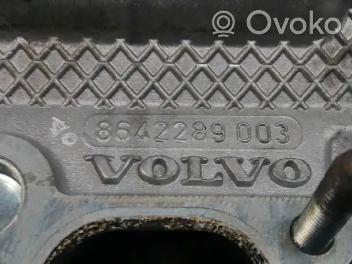 Volvo S40 Testata motore 8642289003