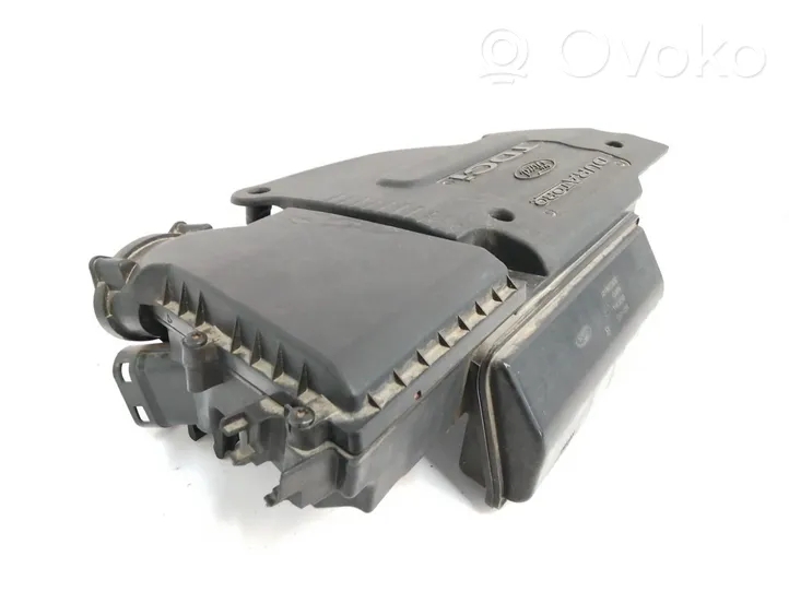 Ford Fusion Air filter box 5S619600AH