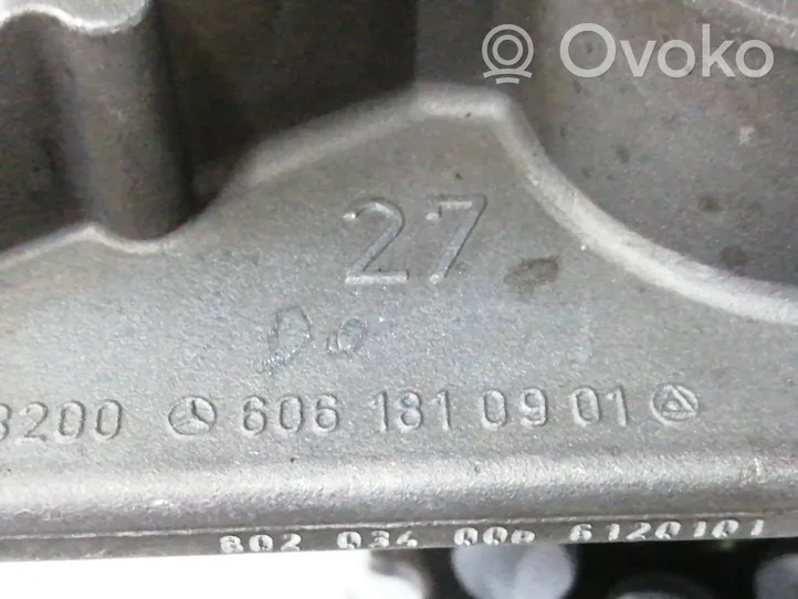 Mercedes-Benz ML W163 Pompa olejowa 6061810901