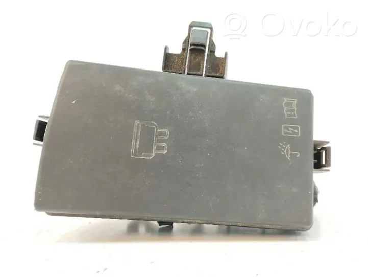 Audi Q3 F3 Sulakemoduuli 5Q0937125G