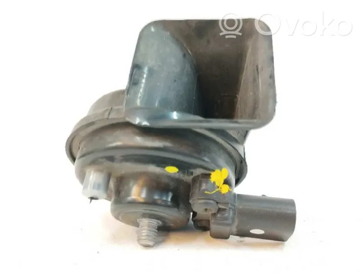 Audi Q3 F3 Garso signalas 83A951210