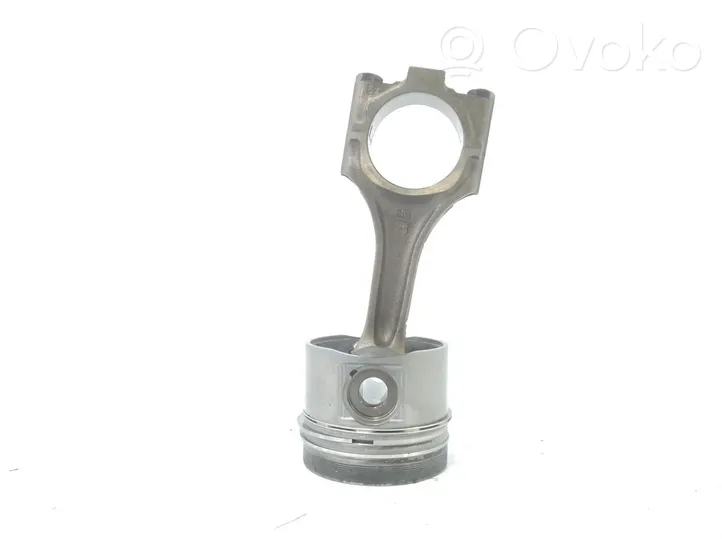 Opel Kadett E Connecting rod/conrod 