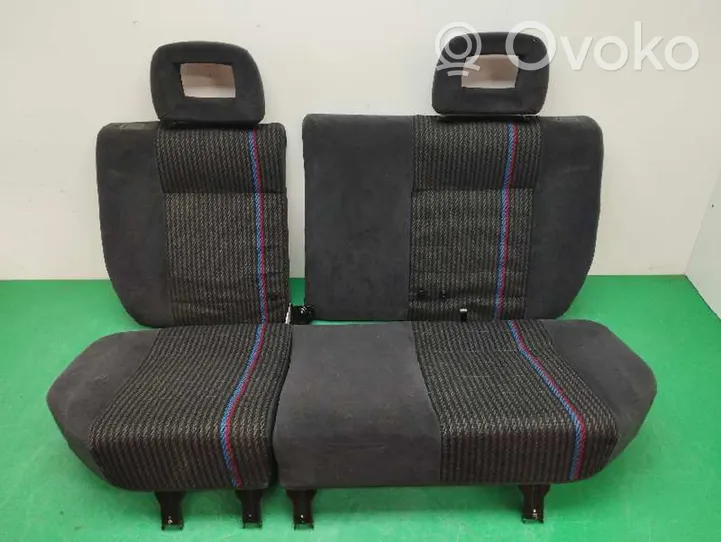 Opel Astra F Second row seats 