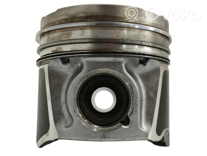 Fiat Panda III Piston avec bielle 