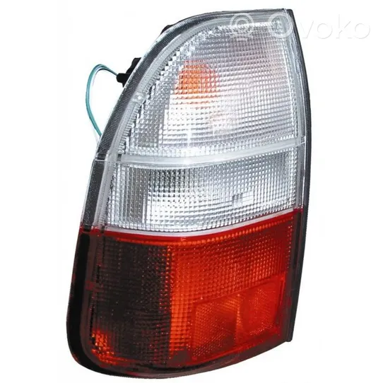 Mitsubishi L200 Lampa tylna 108700156