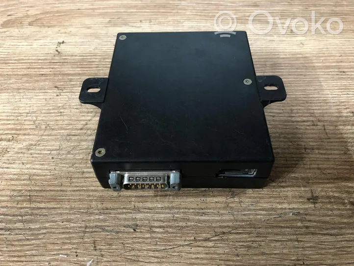 Mercedes-Benz S W220 Voice control module 2208205426