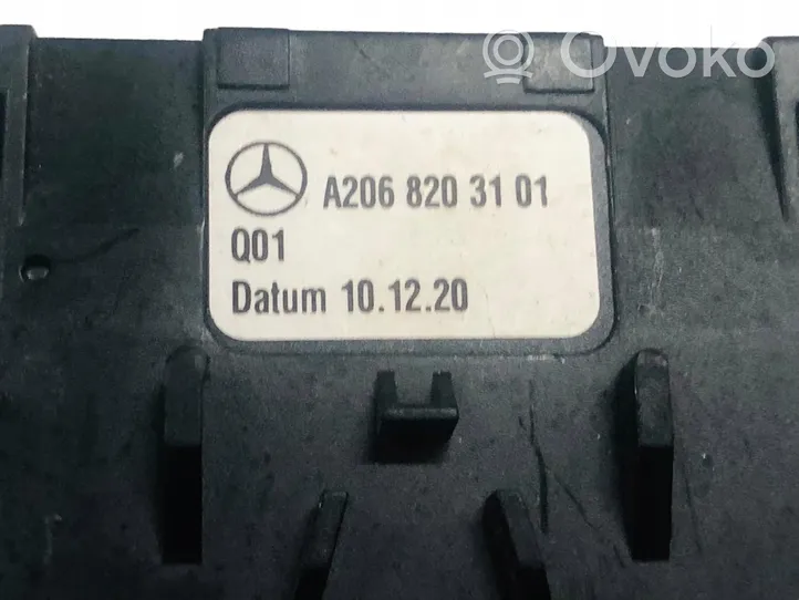 Mercedes-Benz C W206 Interrupteur antibrouillard 2068203101