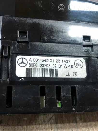 Mercedes-Benz CL C215 Monitori/näyttö/pieni näyttö A0015420123