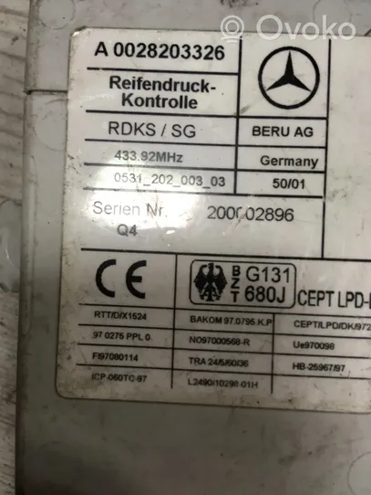 Mercedes-Benz S W220 Module de pression des pneus A0028203326